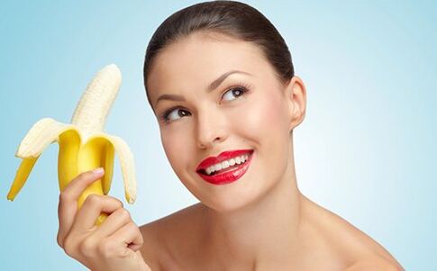 Bananas mask for rejuvenation